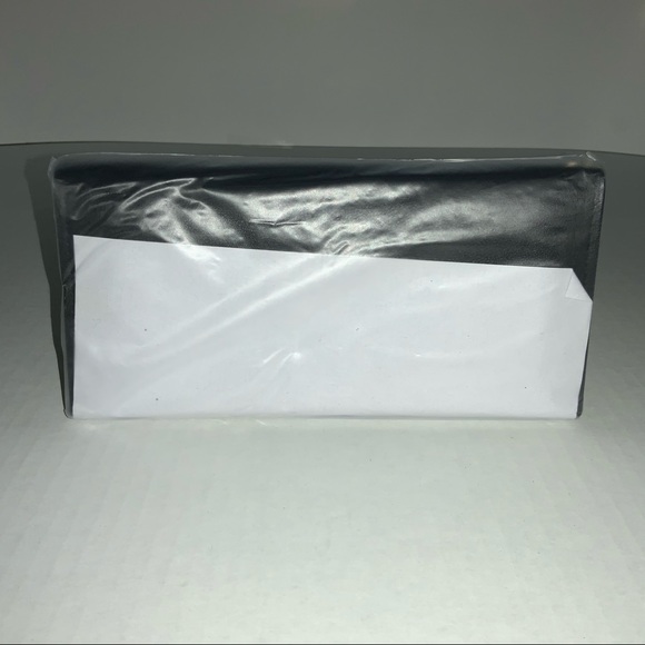 Ladies wallets - Picture 5 of 5